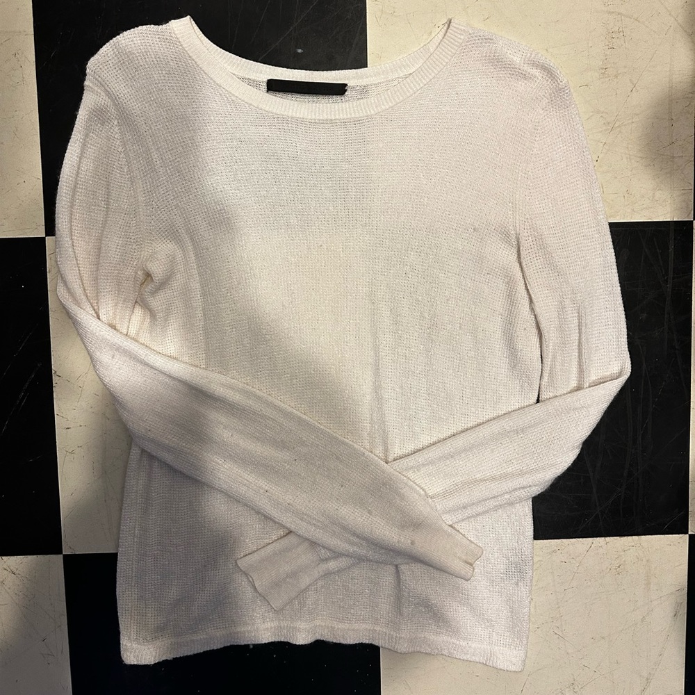 Jenni Kayne white knit thin sweater